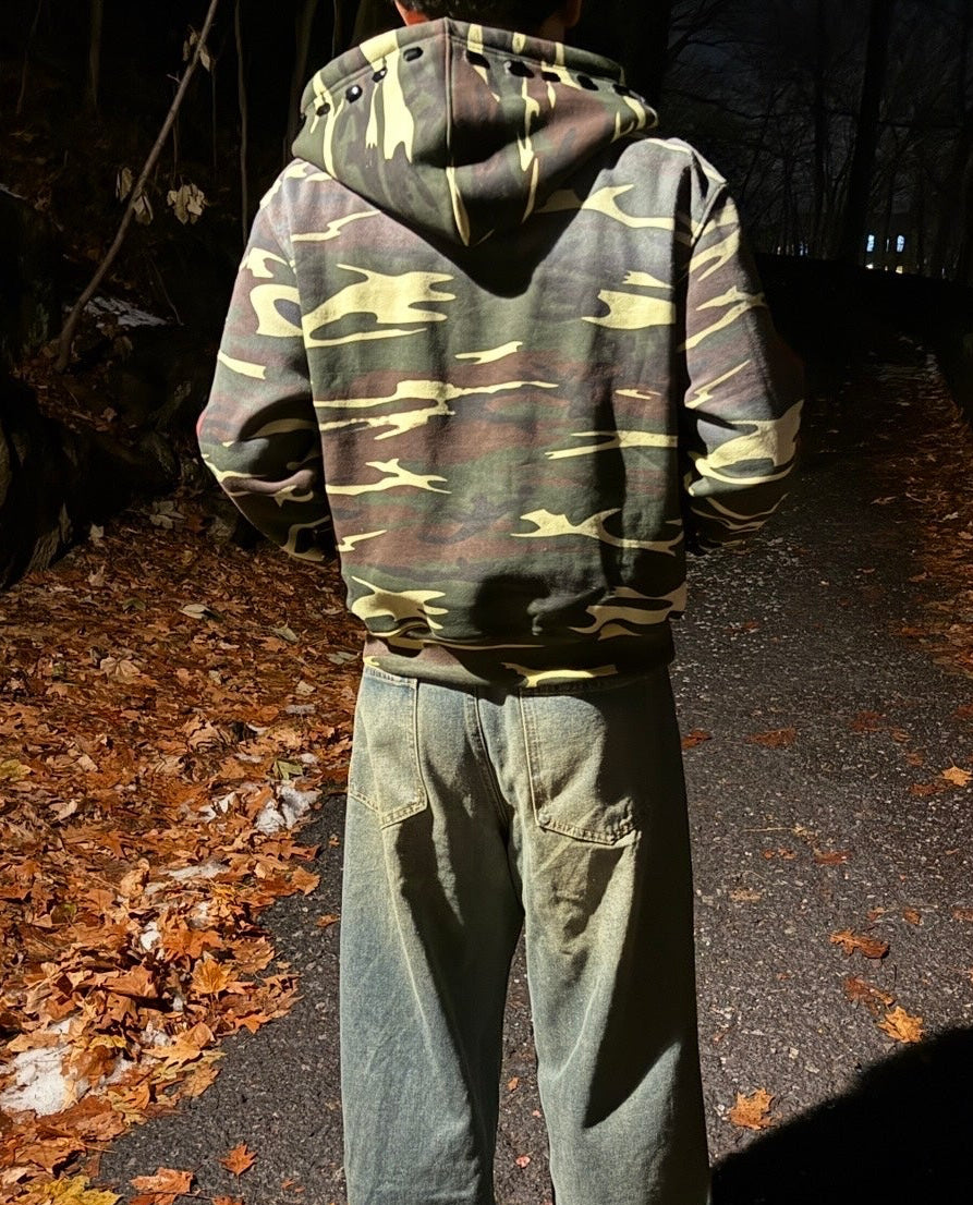 CAMO FLAME CROPPED HOODIE