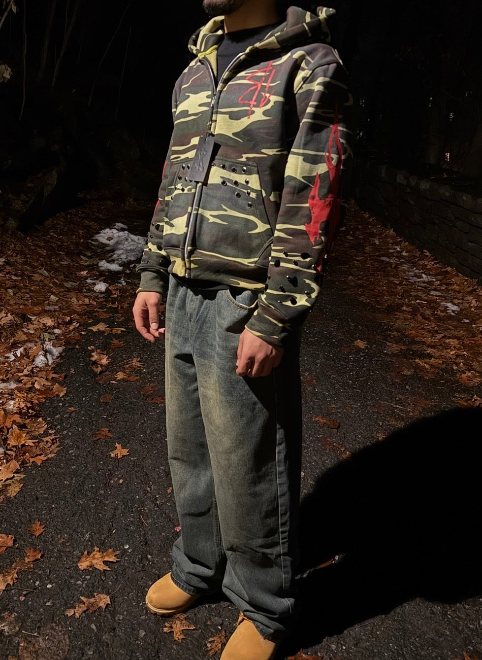 CAMO FLAME CROPPED HOODIE